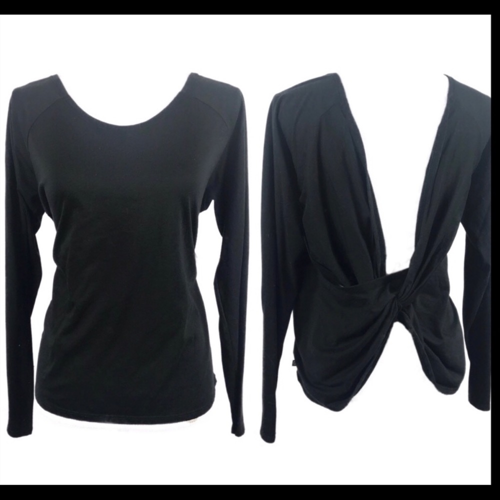 Fabletics twist back top in light gray